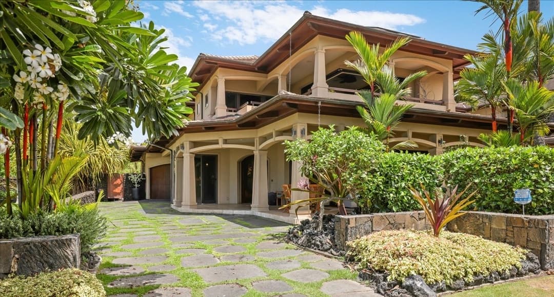 NEW LISTING: Luxury Oceanfront Living at Ke Alohi Kai
